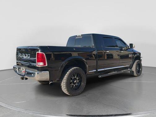 Brilliant Black Crystal Pearlcoat 2016 RAM 2500 Longhorn