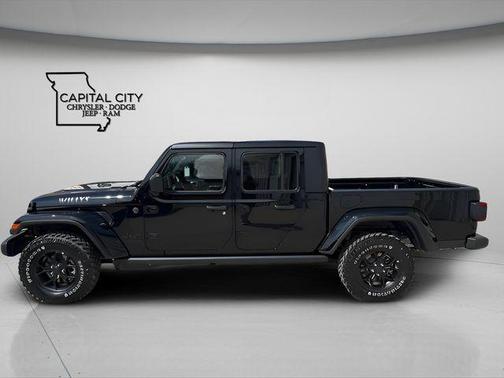 2026 Jeep Gladiator Willys 4x4