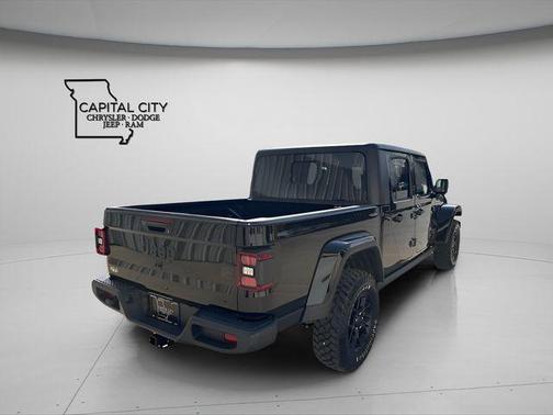 2026 Jeep Gladiator Willys 4x4