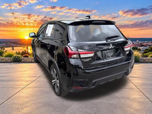 Labrador Black Pearl 2024 Mitsubishi Outlander Sport 2.0 ES