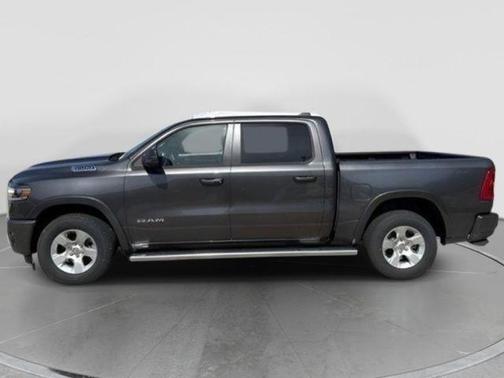 Granite Crystal Metallic Clearcoat 2026 RAM 1500 Big Horn/Lone Star