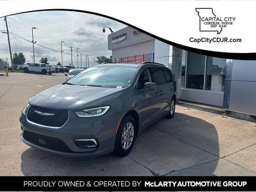 2022 Chrysler Pacifica Touring L