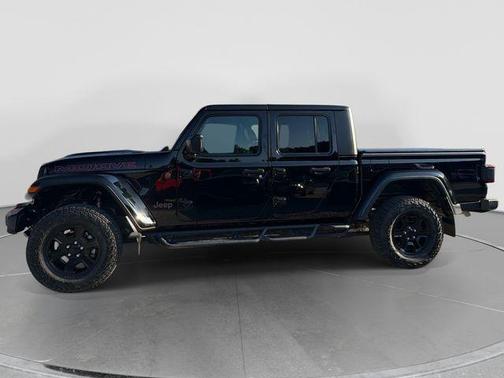 Black Clearcoat 2023 Jeep Gladiator Mojave 4x4