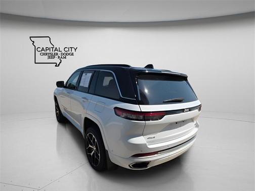 2024 Jeep Grand Cherokee Summit