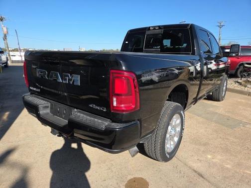 2025 RAM 2500 Laramie Crew Cab 4x4 6'4' Box