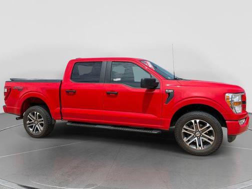 Race Red 2022 Ford F-150 XL