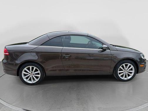Brown Metallic 2013 Volkswagen Eos Komfort