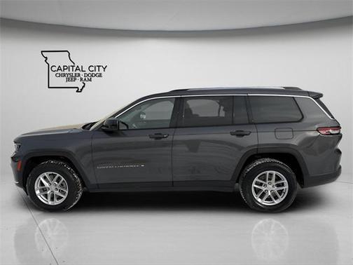 2022 Jeep Grand Cherokee L Laredo