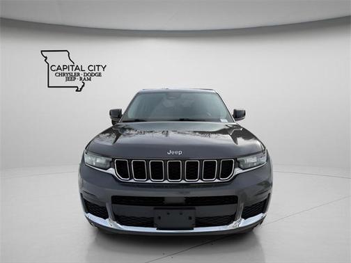 2022 Jeep Grand Cherokee L Laredo