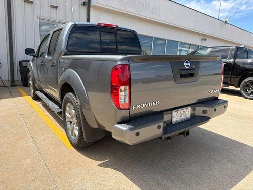 Gun Metallic 2021 Nissan Frontier SV