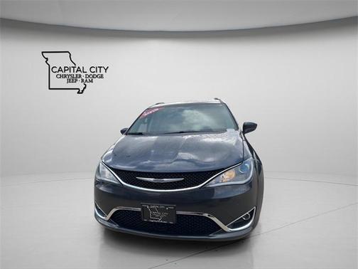 2019 Chrysler Pacifica Touring-L Plus