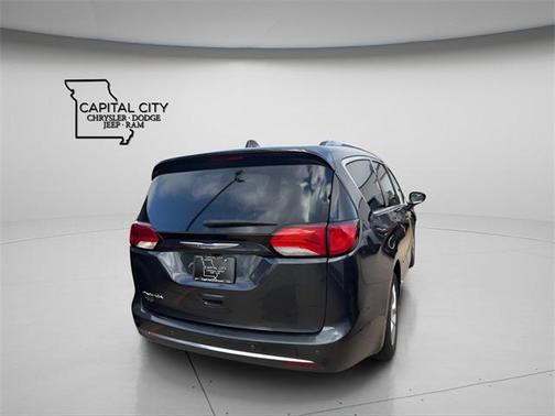 2019 Chrysler Pacifica Touring-L Plus