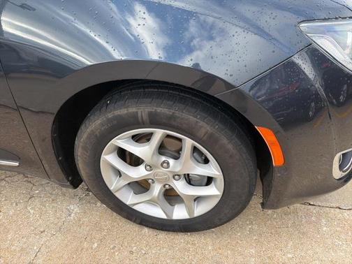 2019 Chrysler Pacifica Touring-L Plus