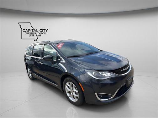 2019 Chrysler Pacifica Touring-L Plus