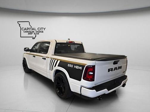 Bright White Clearcoat 2026 RAM 1500 Big Horn/Lone Star