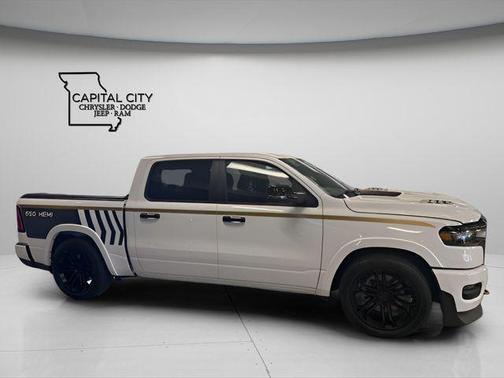 Bright White Clearcoat 2026 RAM 1500 Big Horn/Lone Star