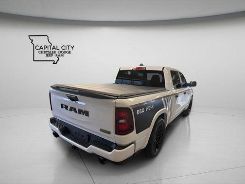 Bright White Clearcoat 2026 RAM 1500 Big Horn/Lone Star