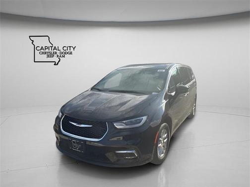 2026 Chrysler Pacifica L