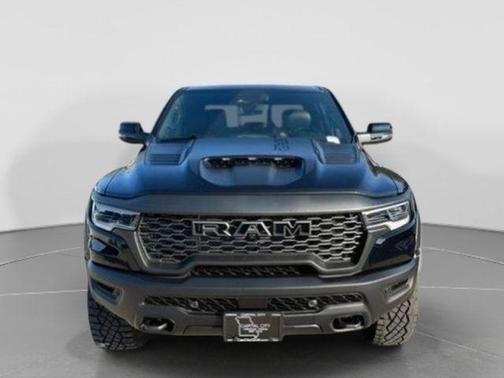 Diamond Black Crystal Pearlcoat 2026 RAM 1500 RHO Crew Cab 4x4 5'7' Box