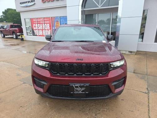 2025 Jeep Grand Cherokee Altitude