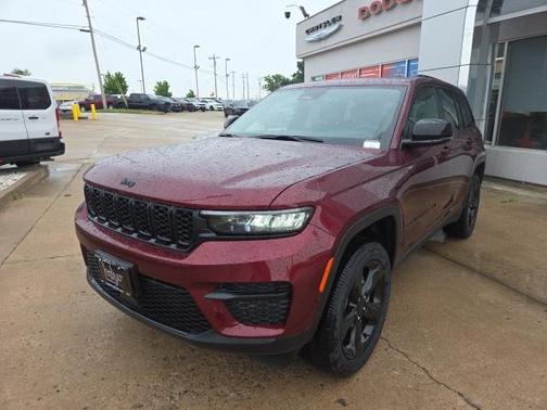 2025 Jeep Grand Cherokee Altitude