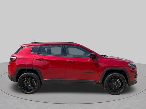 Red Hot Pearlcoat 2026 Jeep Compass Sport