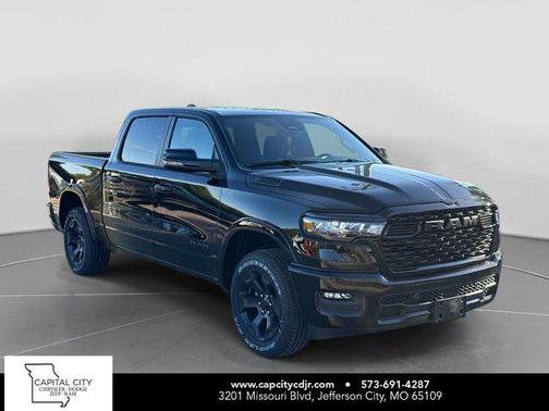 Diamond Black Crystal Pearlcoat 2026 RAM 1500 Big Horn/Lone Star
