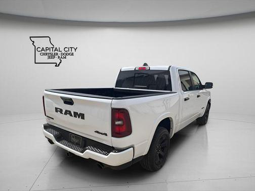 Bright White Clearcoat 2026 RAM 1500 Big Horn/Lone Star
