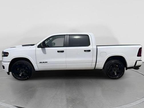 Bright White Clearcoat 2026 RAM 1500 Big Horn/Lone Star