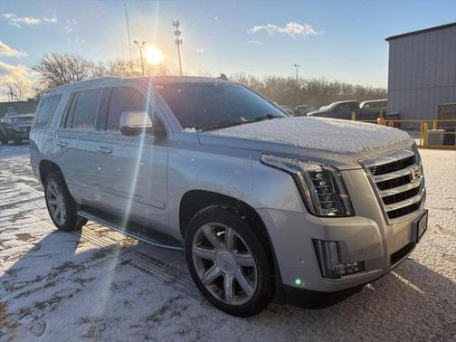 2017 Cadillac Escalade Luxury