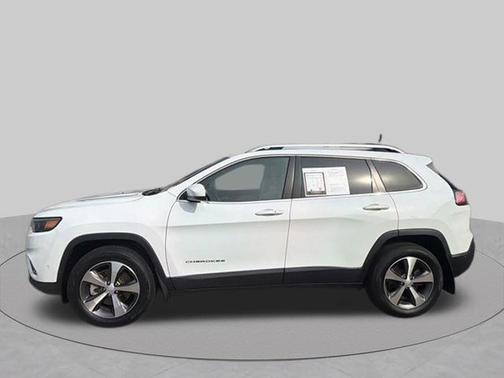 Bright White Clearcoat 2021 Jeep Cherokee Limited