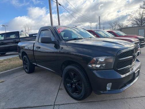 2016 RAM 1500 Tradesman/Express