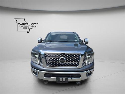 2017 Nissan Titan XD SL