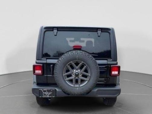 Black Clearcoat 2026 Jeep Wrangler Sport S