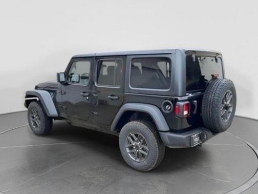 Black Clearcoat 2026 Jeep Wrangler Sport S