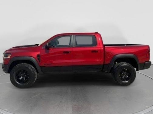 Molten Red Pearlcoat 2026 RAM 1500 RHO Crew Cab 4x4 5'7' Box