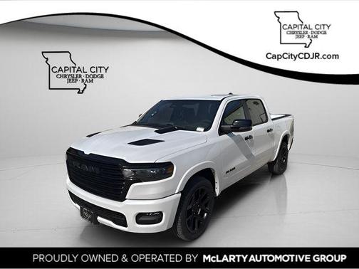 Ivory White Tri-Coat Pearlcoat 2026 RAM 1500 Laramie