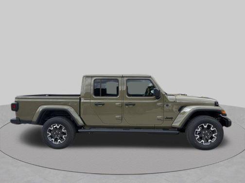 41 2026 Jeep Gladiator Sahara 4x4
