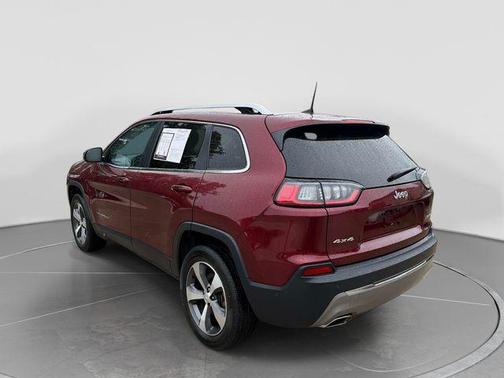 Velvet Red Pearlcoat 2021 Jeep Cherokee Limited