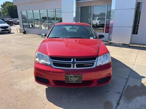 Redline 2 Coat Pearl 2014 Dodge Avenger SE