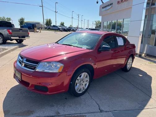 Redline 2 Coat Pearl 2014 Dodge Avenger SE
