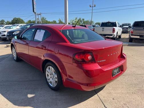 Redline 2 Coat Pearl 2014 Dodge Avenger SE