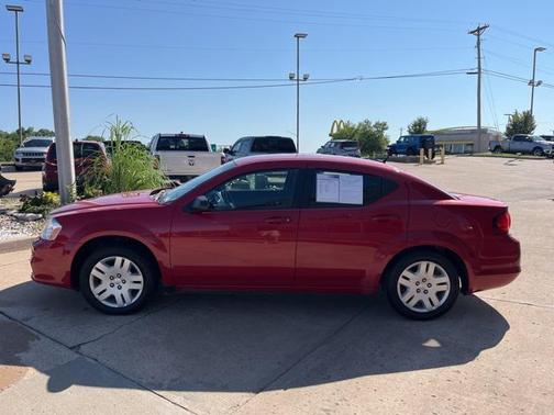 Redline 2 Coat Pearl 2014 Dodge Avenger SE