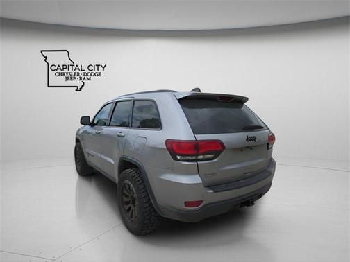 2016 Jeep Grand Cherokee 75th Anniversary