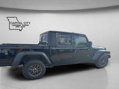 2025 Jeep Gladiator Sport S