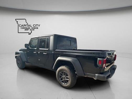 2025 Jeep Gladiator Sport S
