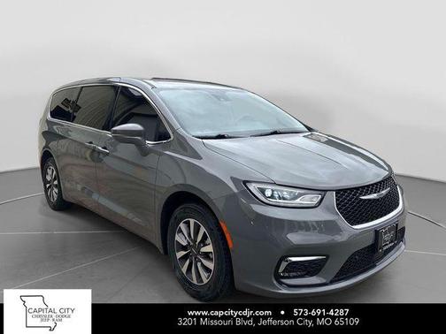 Ceramic Gray Clearcoat 2022 Chrysler Pacifica Hybrid Touring L