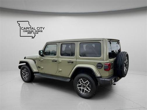 2026 Jeep Wrangler 4-Door Sahara 4x4