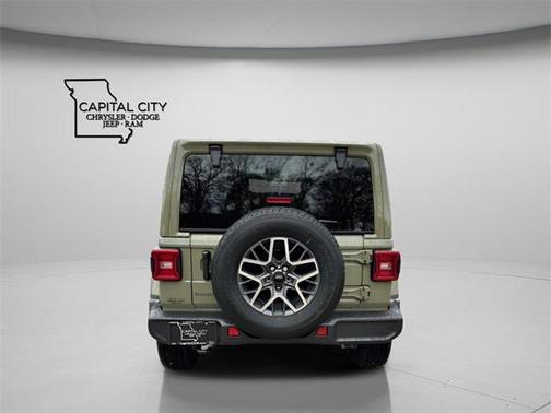 2026 Jeep Wrangler 4-Door Sahara 4x4