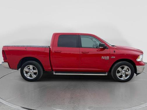 Flame Red Clearcoat 2019 RAM 1500 Big Horn